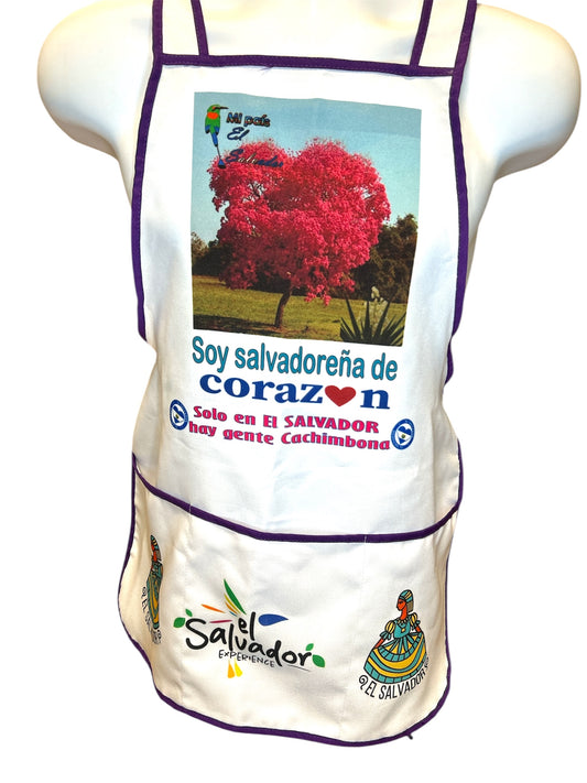 Gabachas o delantales de El Salvador