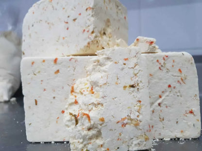 Queso de Terron con chile 1 lb - Las Ollitas